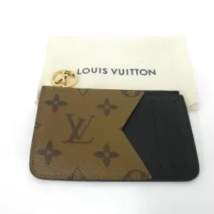 LV　ルイ・ヴィトンの財布を買取しました。のサムネイル